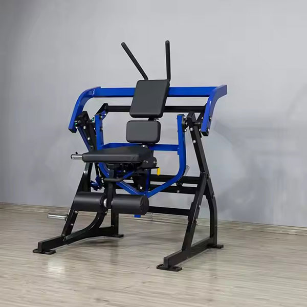 2-241213143I3595.jpg